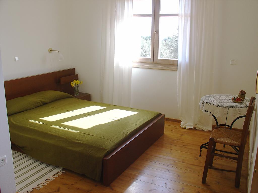 Alilea Villa Politiká Buitenkant foto
